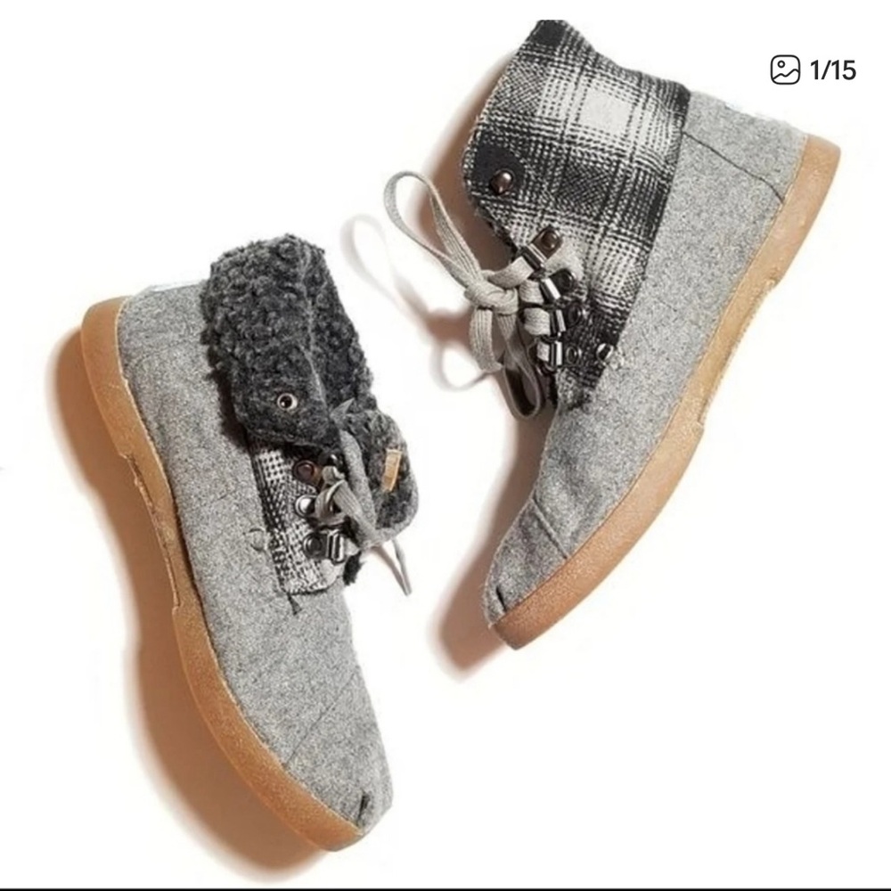 Cozy Cool, TOMS Highland Tartan Foldover Lace Up Ankle Boots!!
